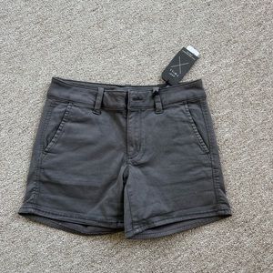 AMERICAN EAGLE twill midi shorts